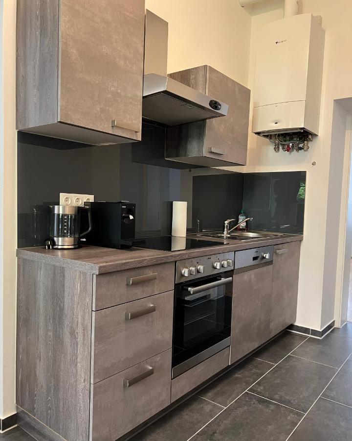 Modernes Juwel In Zentraler Lage Apartment Wina Bagian luar foto
